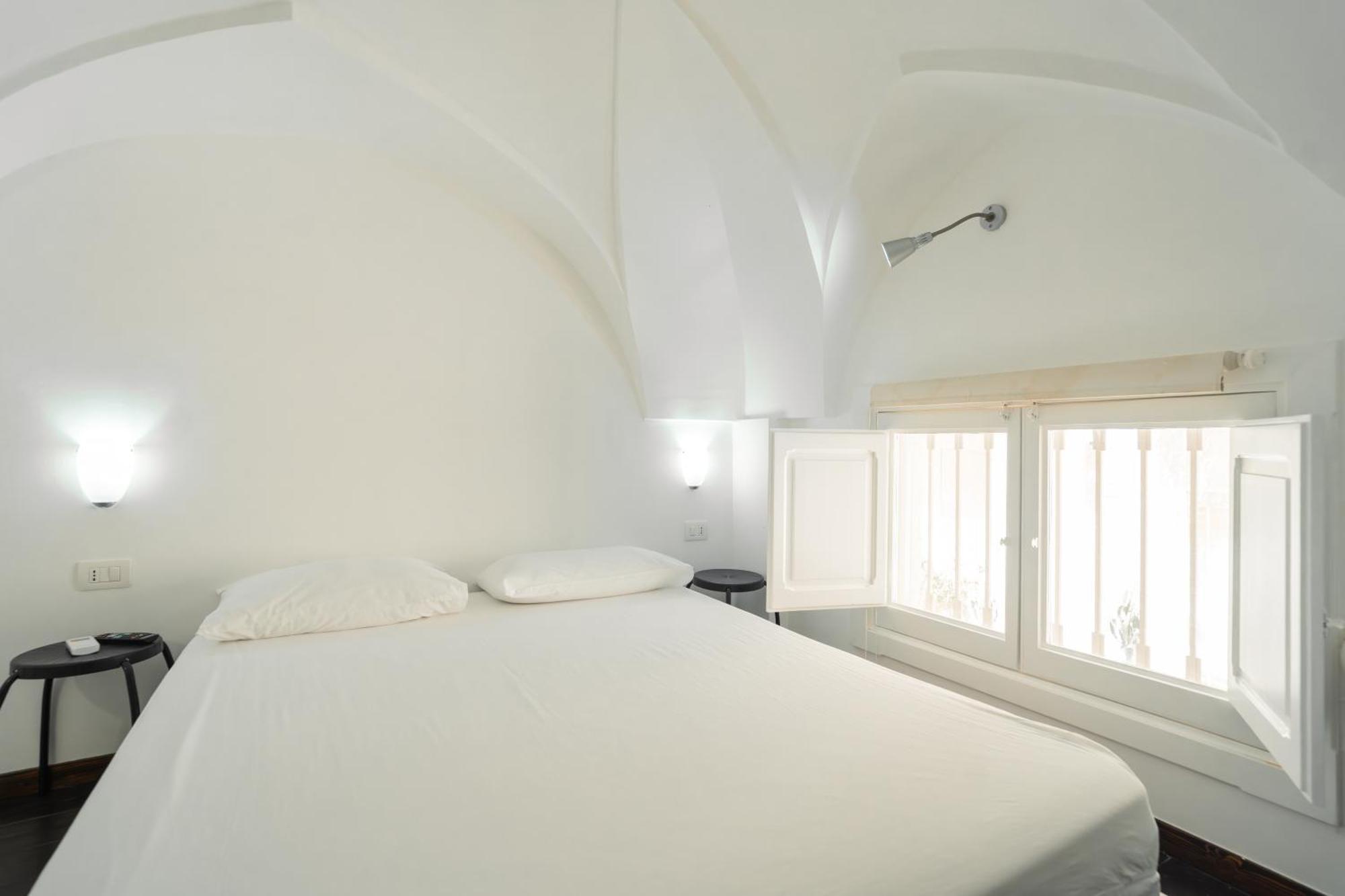 Donna Cristina Historic Apartment 莱切 外观 照片